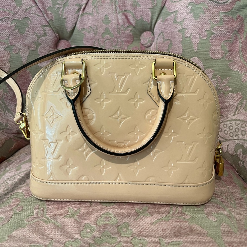 Authentic Louis Vuitton Light Pink Alma Handbag